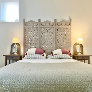 Fleur De Lis Homestay Belas