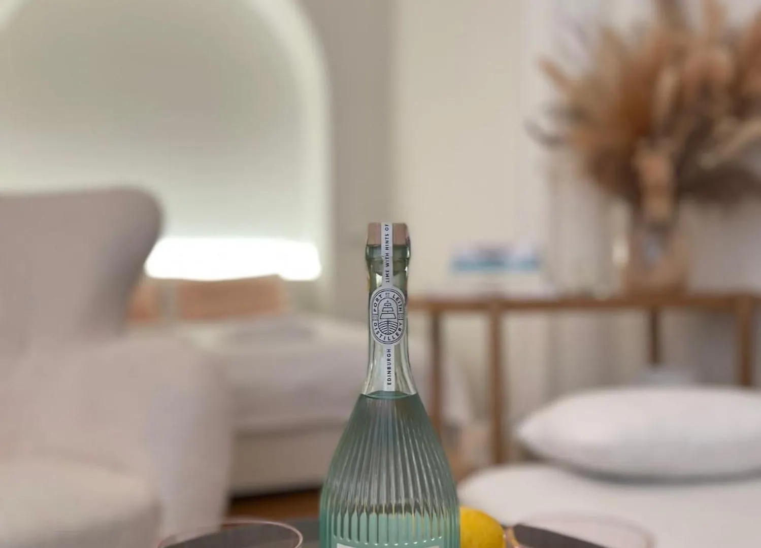 Urban Retreat I Modern Boho Apartments In Lovely Letna District - 10 Minutes From Old Town Praga