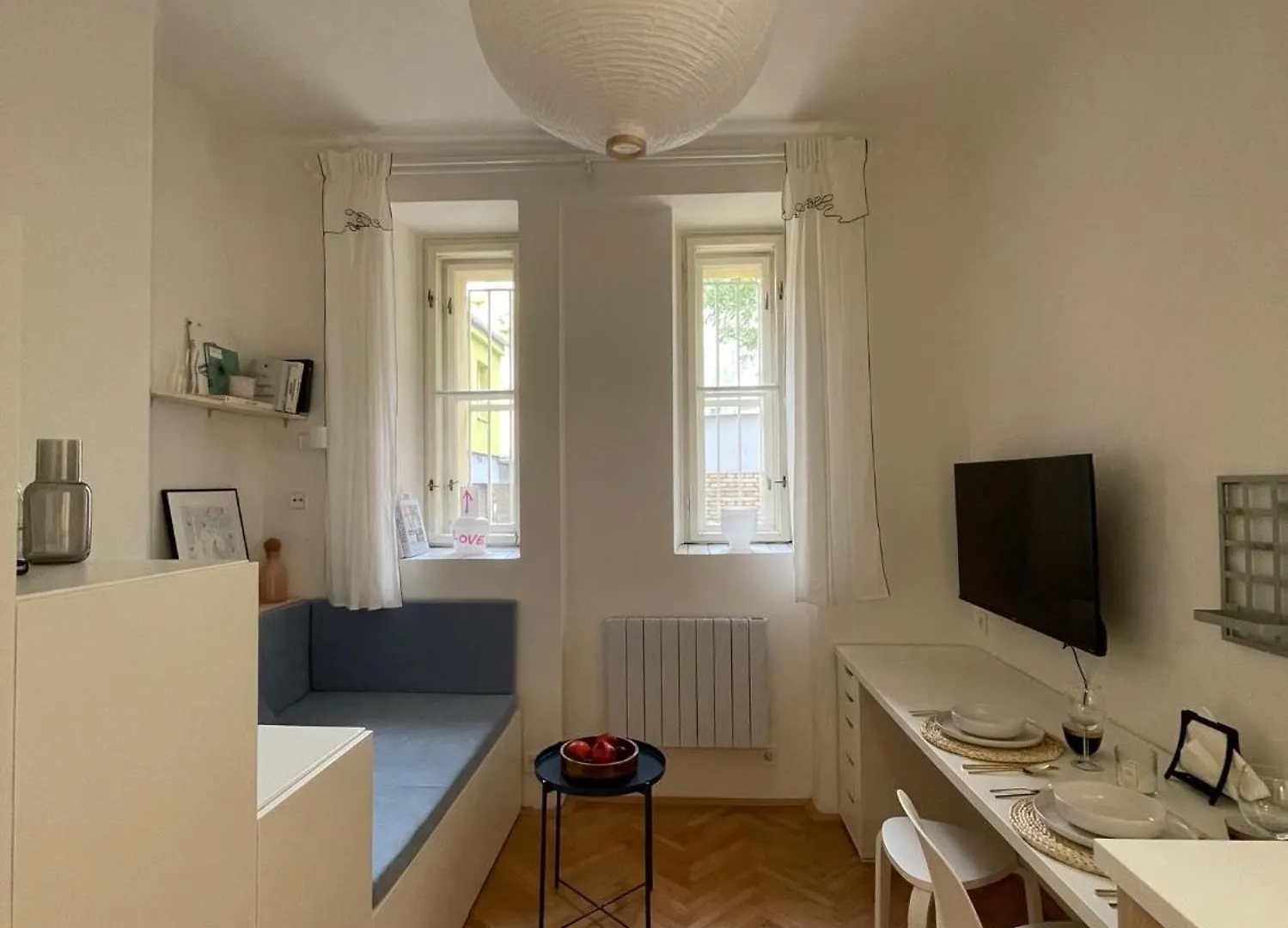 Urban Retreat I Modern Boho Apartments In Lovely Letna District - 10 Minutes From Old Town Praga
